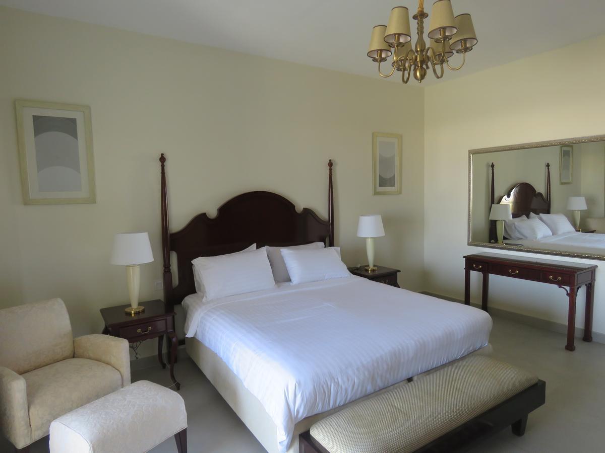 Bermuda Villas Holiday Home ราสอัลไคมาห์ ภายนอก รูปภาพ